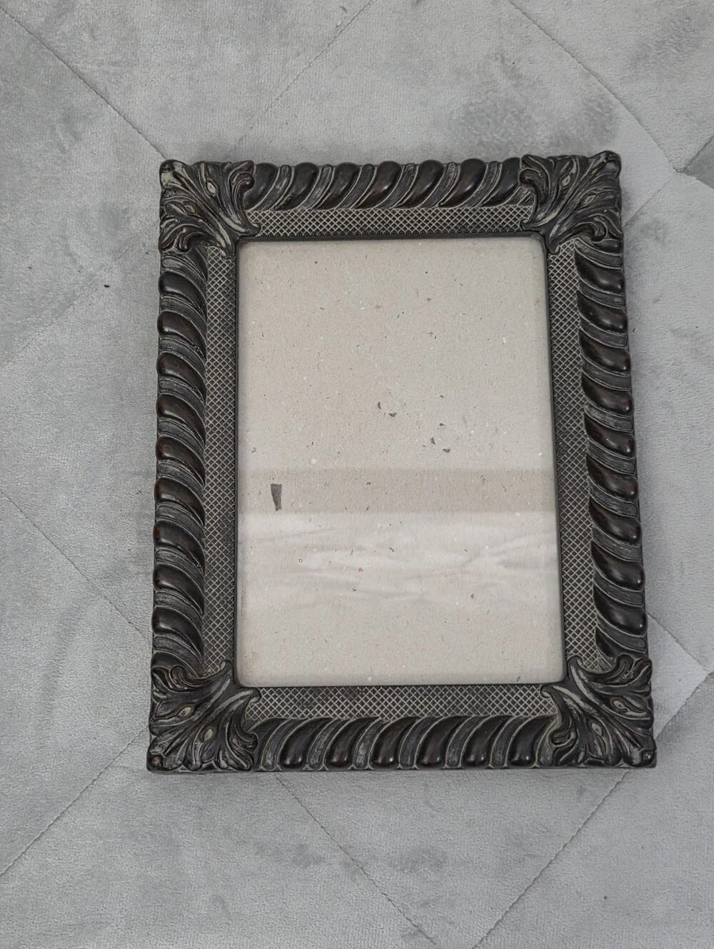 Old Market Vintage Style Ornate Decorative Picture Frame in Antique Bronze 5 x 7